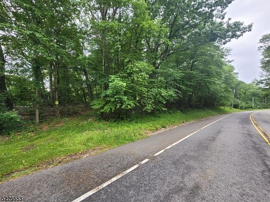 19.8 Acres of Land for Sale in Hampton Township, New Jersey