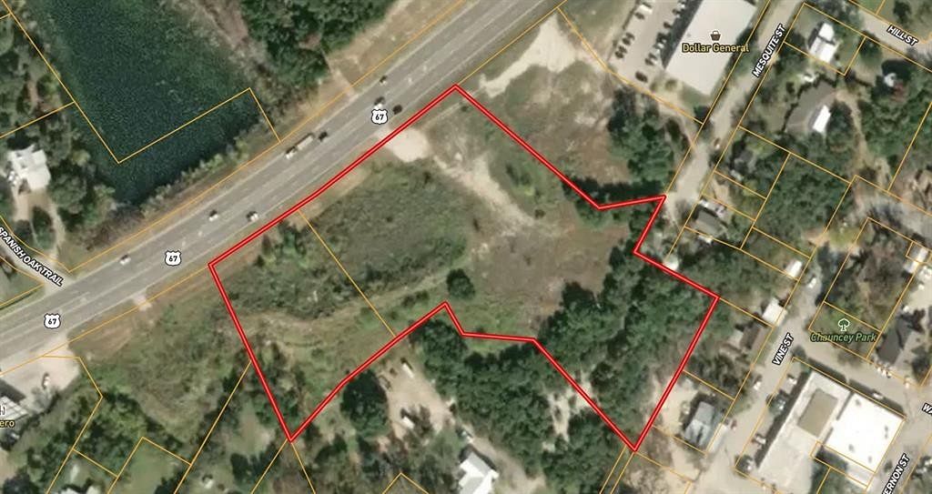 4.4 Acres of Commercial Land for Sale in Glen Rose, Texas