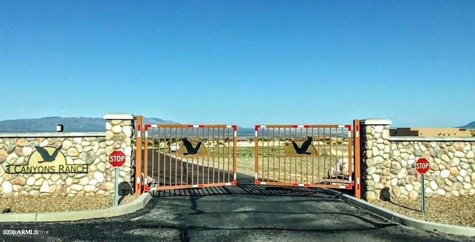 3.66 Acres of Land for Sale in Hereford, Arizona