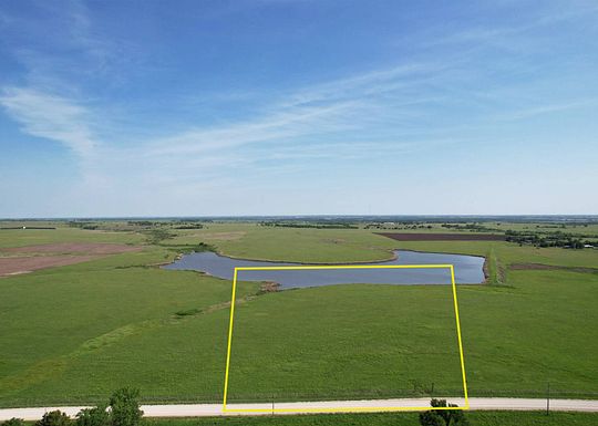 23 Acres of Land for Sale in Emporia, Kansas