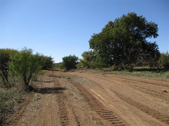 51 Acres of Land for Sale in Loving, Texas
