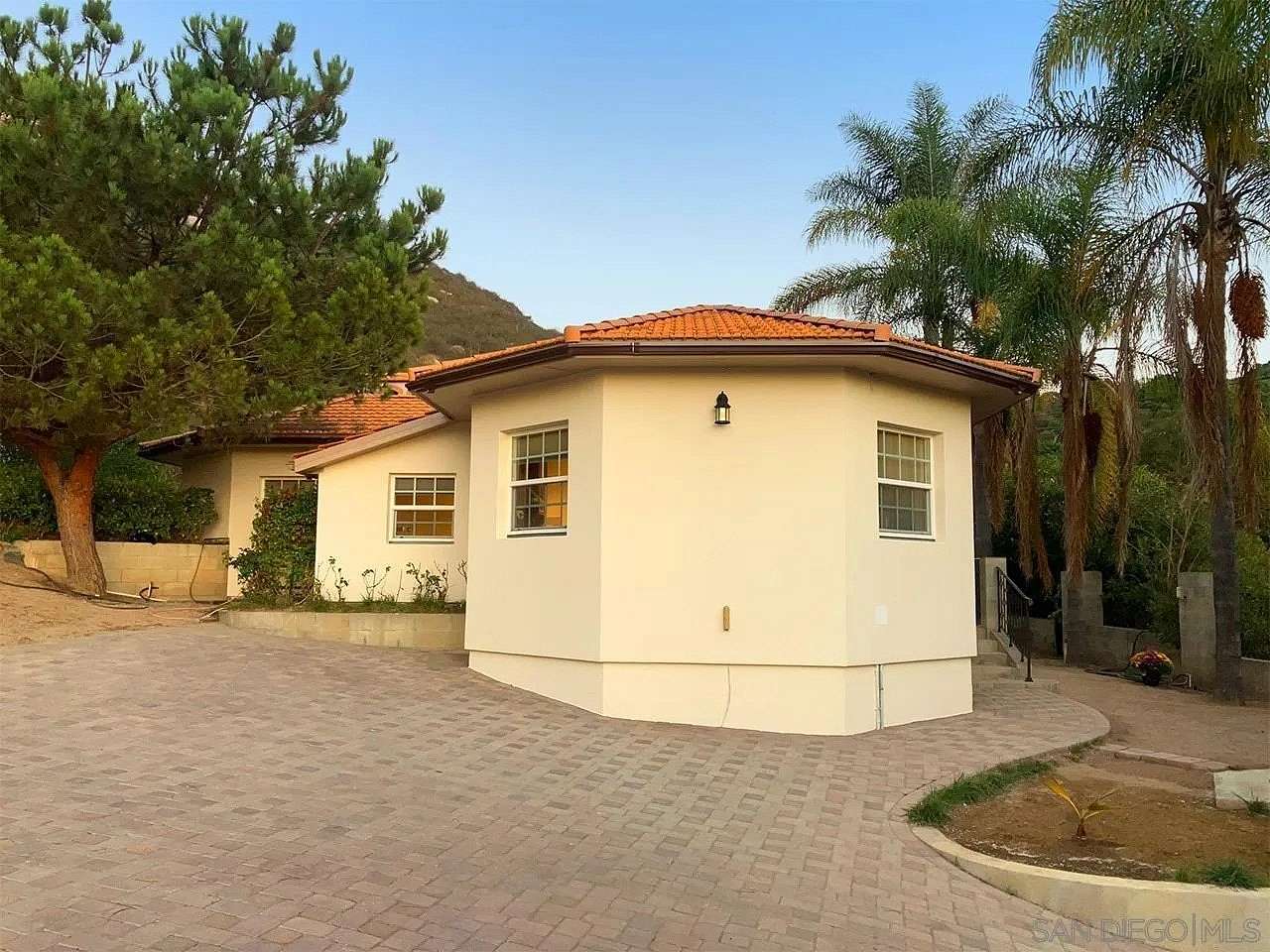 10.7 Acres of Land with Home for Sale in San Marcos, California