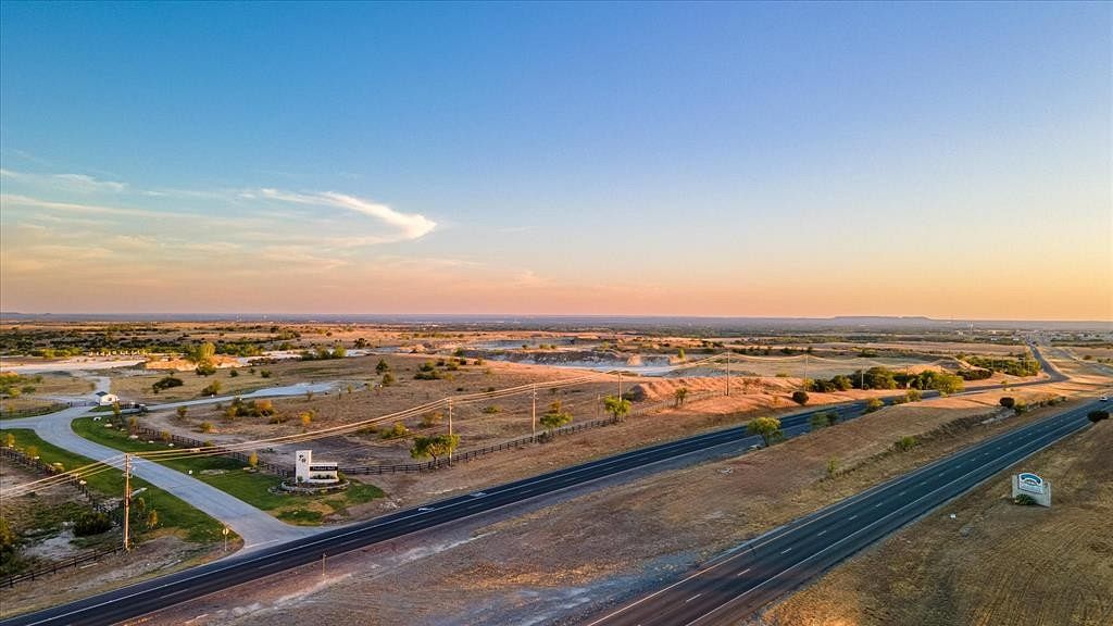 5.6 Acres of Land for Sale in Cresson, Texas