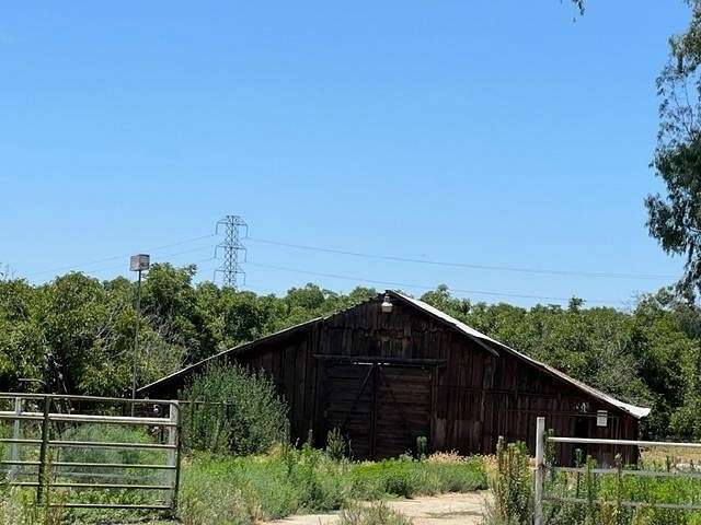 72.17 Acres of Recreational Land with Home for Sale in Sanger, California