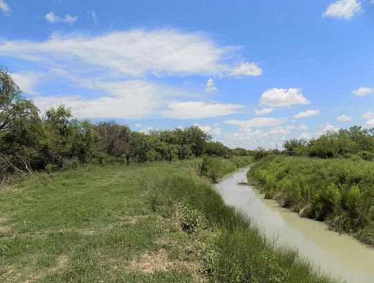 20.9 Acres of Agricultural Land for Sale in El Indio, Texas