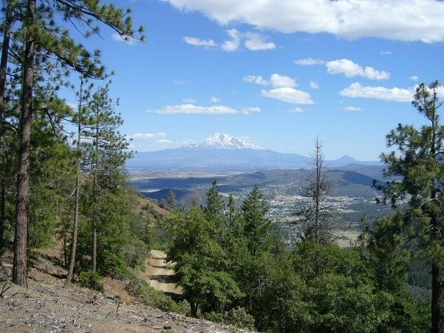 200 Acres of Recreational Land for Sale in Yreka, California