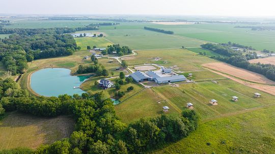 80 Acres of Agricultural Land with Home for Sale in Pocahontas, Illinois