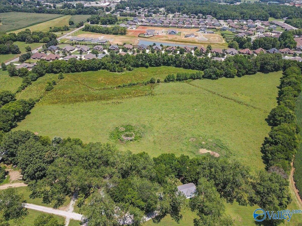 10 Acres of Residential Land for Sale in Huntsville, Alabama