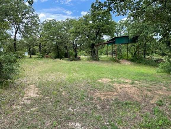 0.75 Acres of Land for Sale in Bowie, Texas