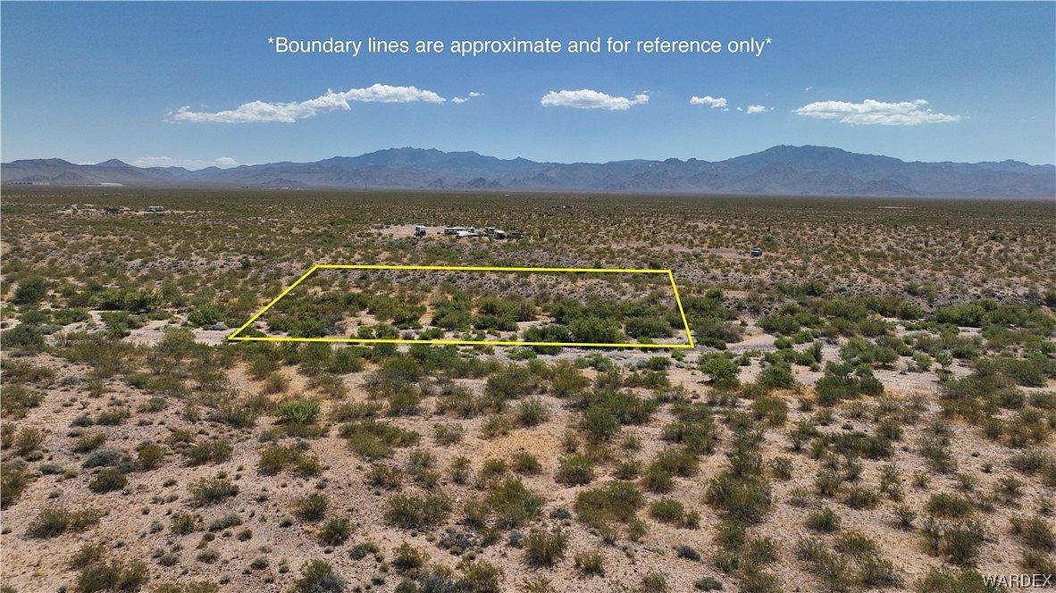 2.5 Acres of Residential Land for Sale in Golden Valley, Arizona