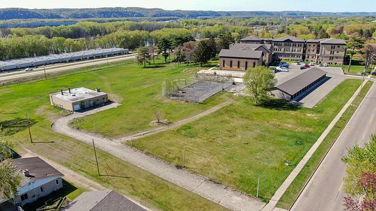 8 Acres of Mixed-Use Land for Sale in Prairie du Chien, Wisconsin