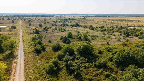 25 Acres of Land for Sale in Bowie, Texas