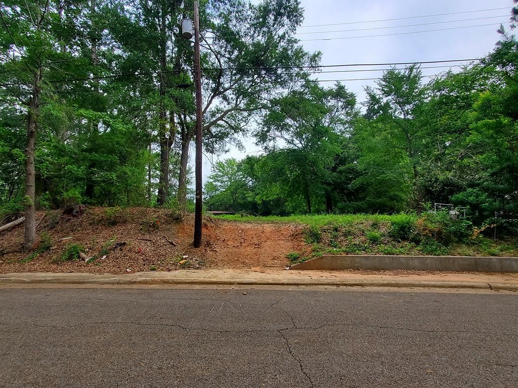 0.56 Acres of Residential Land for Sale in Nacogdoches, Texas