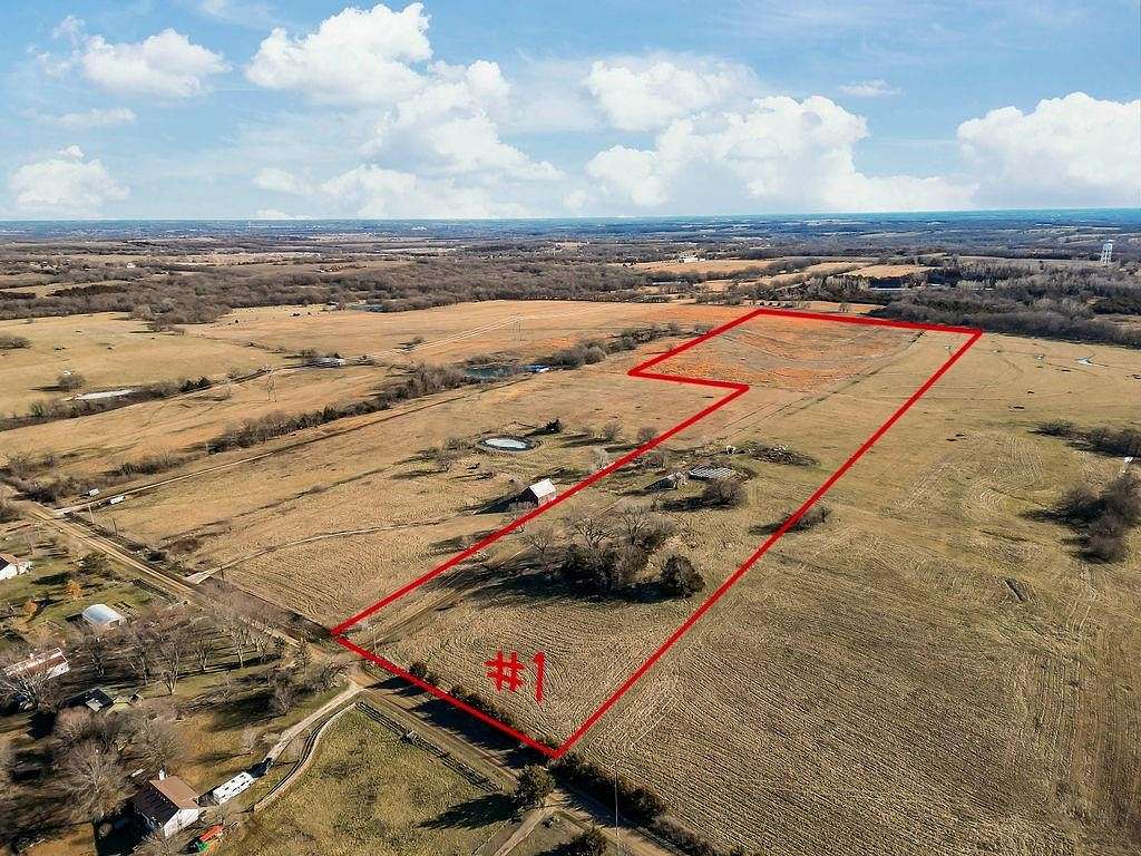 30 Acres of Land for Sale in Paola, Kansas