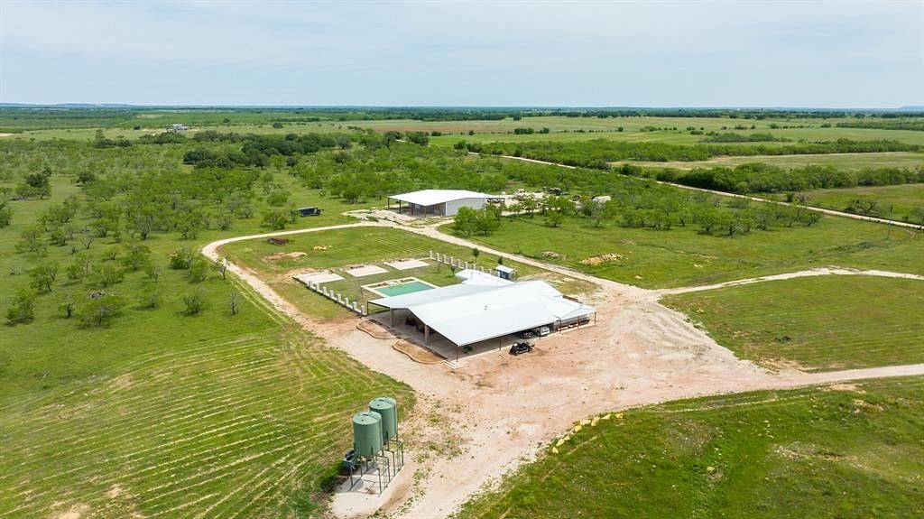 832 Acres of Recreational Land for Sale in Clyde, Texas