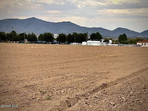 14.87 Acres of Land for Sale in Anthony, New Mexico