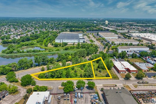 1.9 Acres of Commercial Land for Sale in Streamwood, Illinois