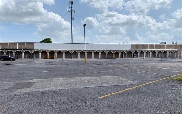 5 Acres of Commercial Land for Sale in Lake Charles, Louisiana