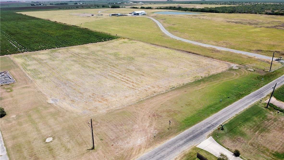 1.13 Acres of Residential Land for Sale in Taft, Texas