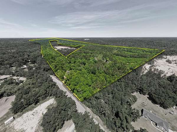 201 Acres of Recreational Land for Sale in Quincy, Florida