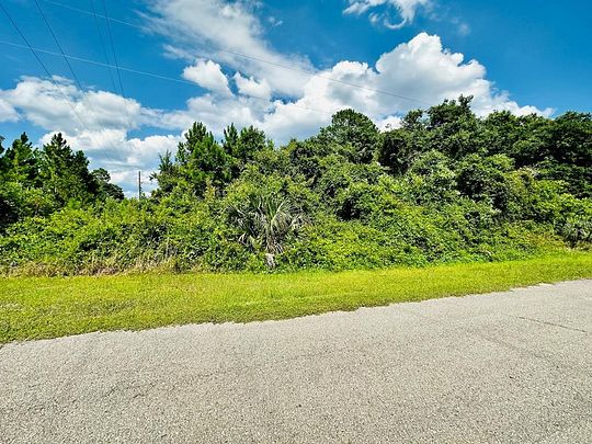 1.5 Acres of Residential Land for Sale in Lanark Village, Florida