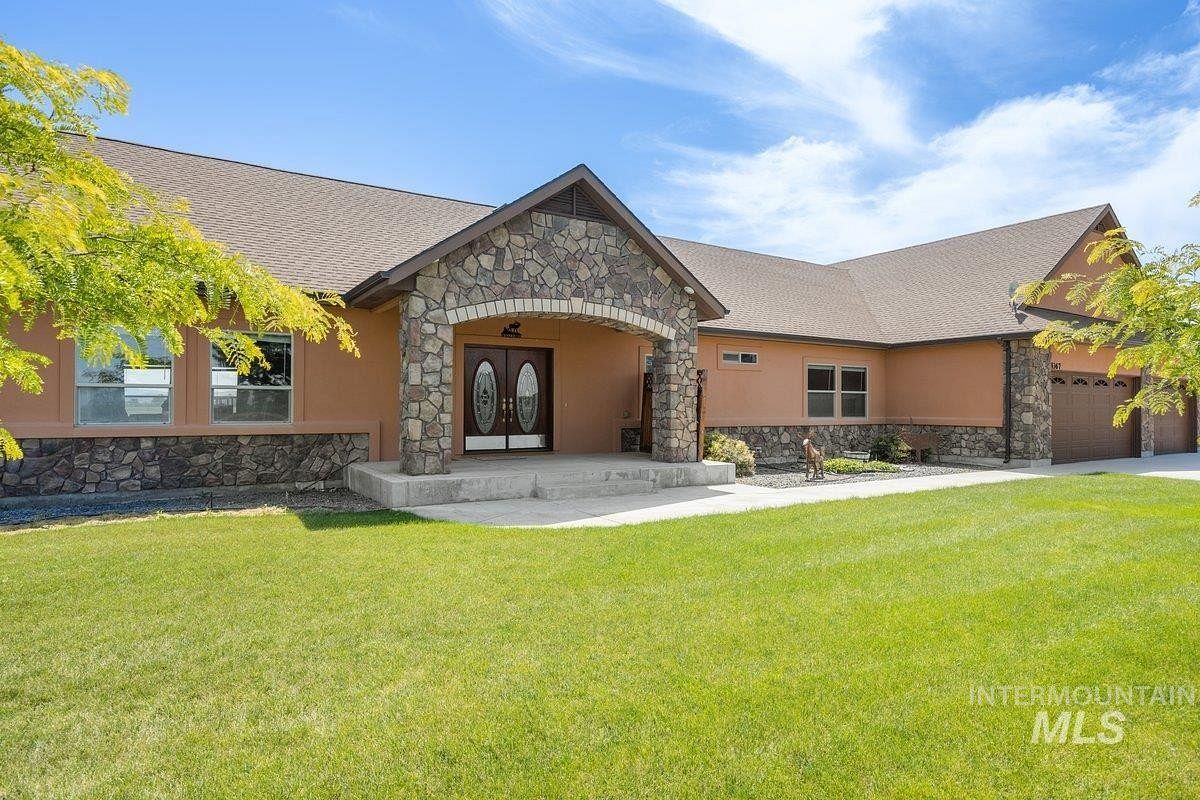 48.3 Acres of Agricultural Land with Home for Sale in Emmett, Idaho
