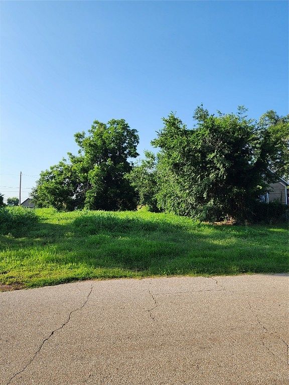 0.13 Acres of Land for Sale in Chickasha, Oklahoma