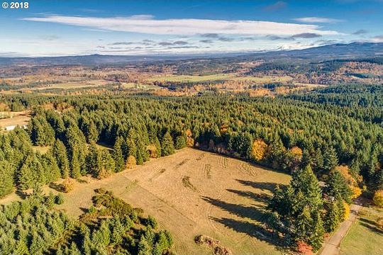 15.2 Acres of Recreational Land for Sale in Molalla, Oregon