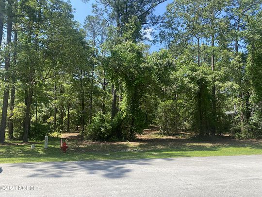 1.2 Acres of Residential Land for Sale in Hubert, North Carolina