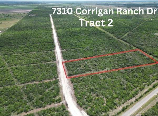 5 Acres of Residential Land for Sale in Skidmore, Texas