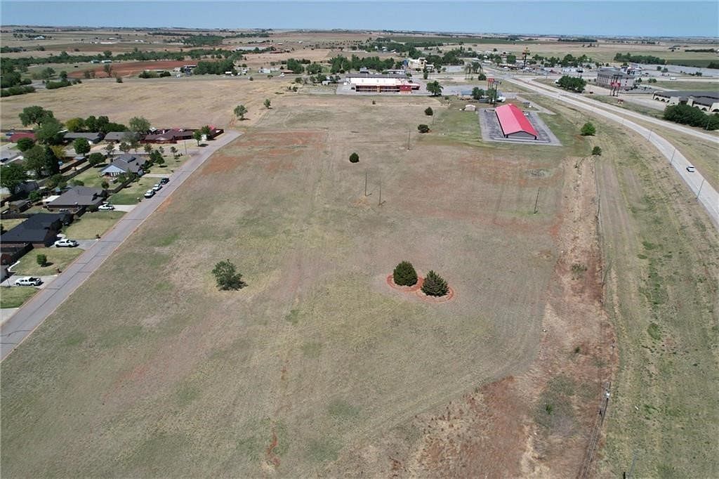 8.1 Acres of Commercial Land for Sale in Elk City, Oklahoma
