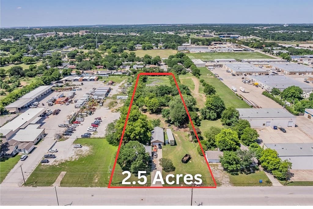 2.5 Acres of Mixed-Use Land for Sale in Haltom City, Texas