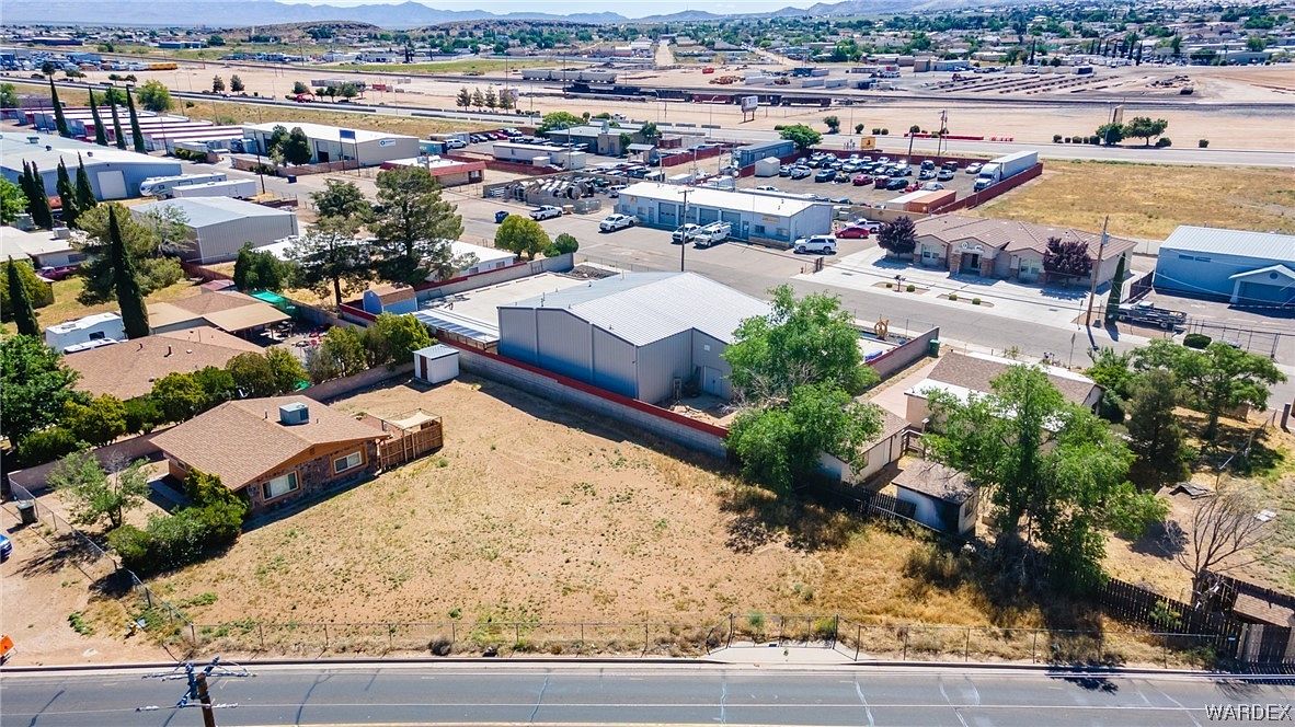 0.19 Acres of Commercial Land for Sale in Kingman, Arizona