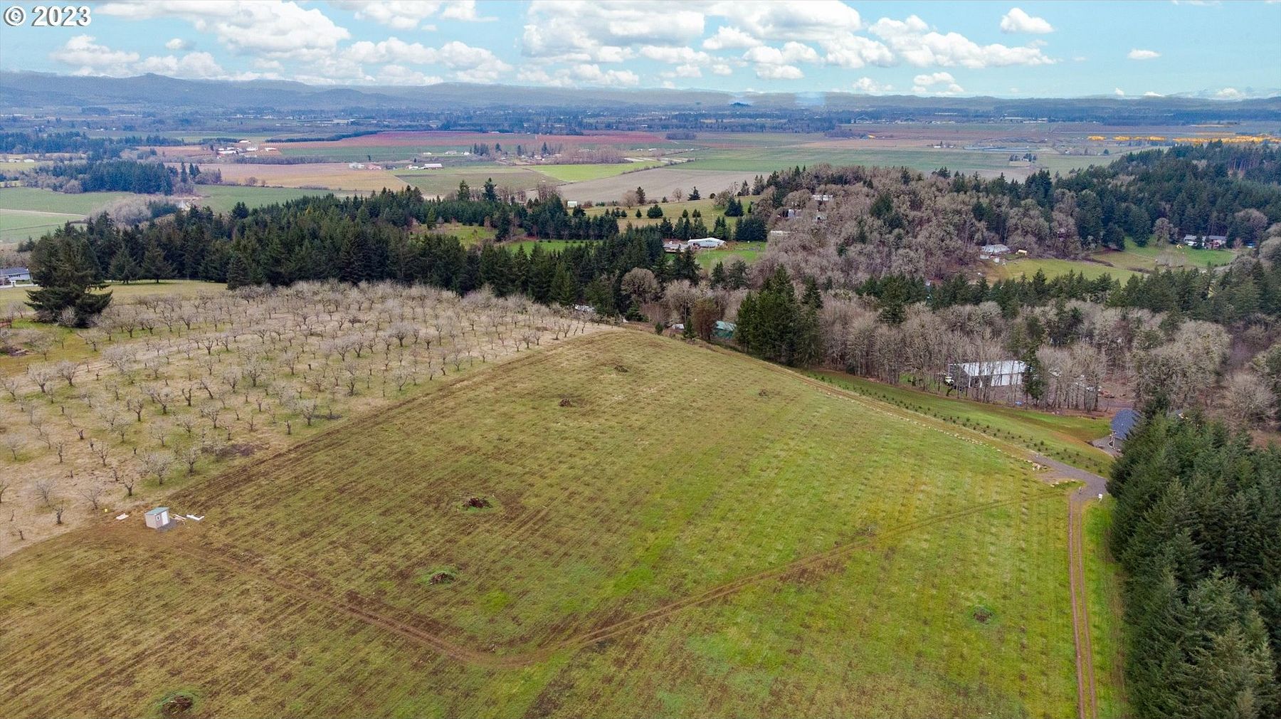 5 Acres of Residential Land for Sale in Amity, Oregon