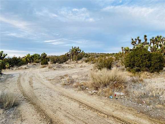 6.1 Acres of Mixed-Use Land for Sale in Palmdale, California