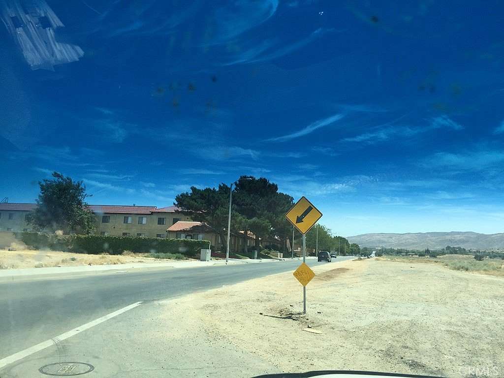 0.09 Acres of Commercial Land for Sale in Palmdale, California