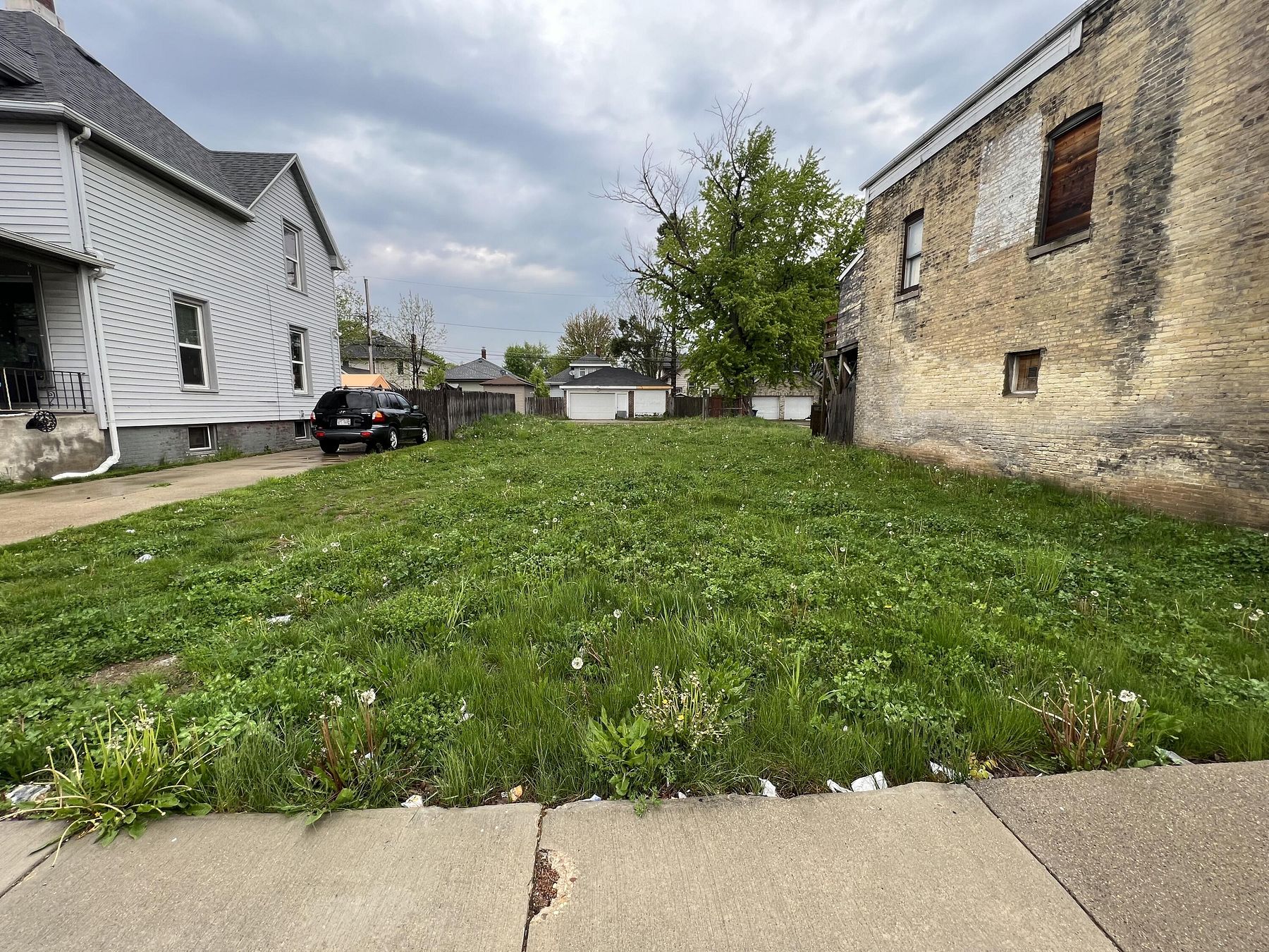 0.1 Acres of Commercial Land for Sale in Racine, Wisconsin