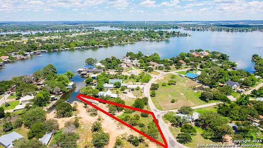 0.47 Acres of Residential Land for Sale in Sunrise Beach Village, Texas