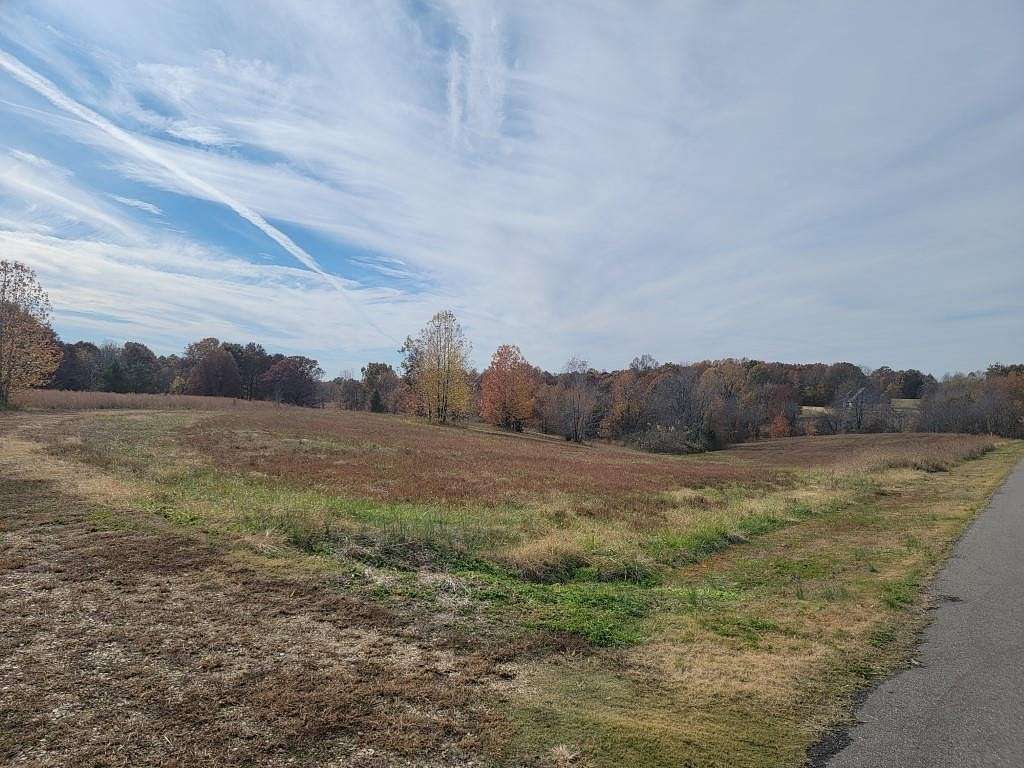 4.94 Acres of Residential Land for Sale in Trenton, Tennessee