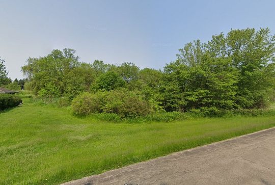 0.75 Acres of Residential Land for Sale in Campton Hills, Illinois