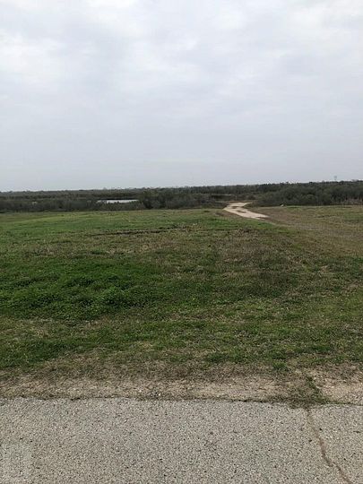 Improved Residential Land for Sale in Crystal Beach, Texas