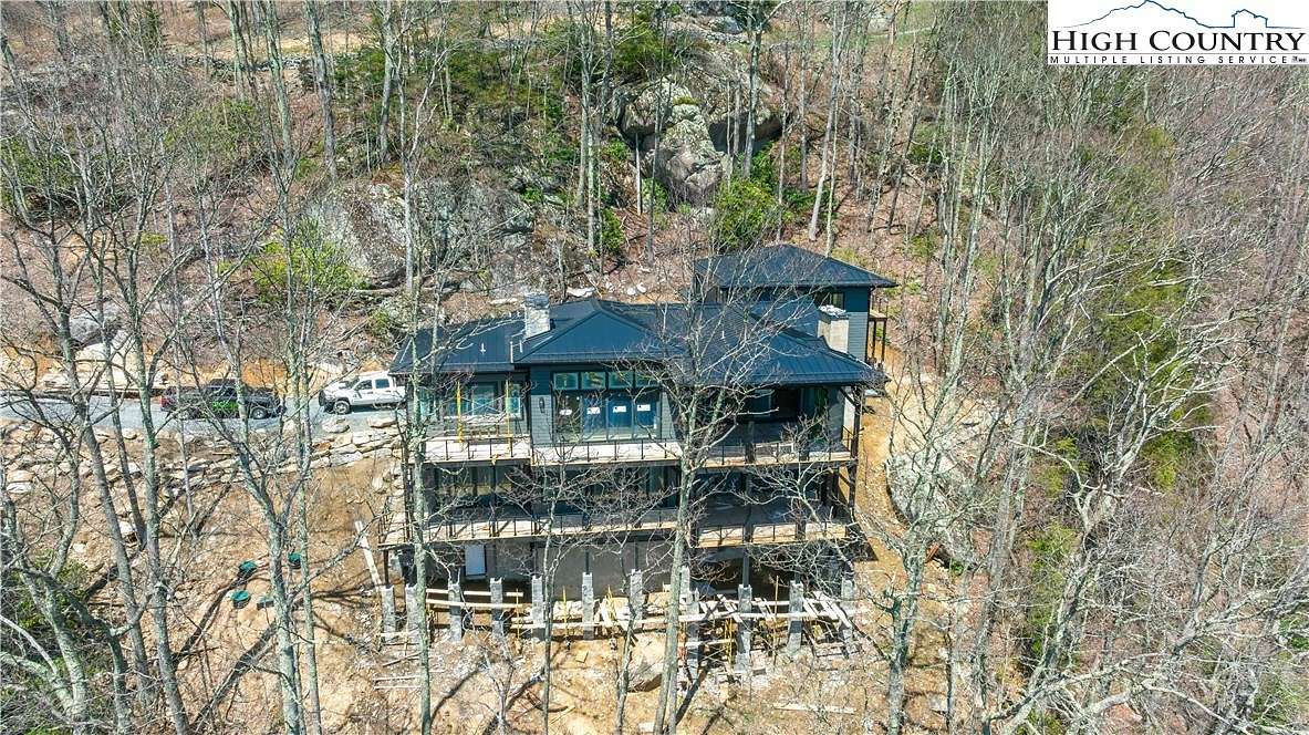 10.5 Acres of Land with Home for Sale in Banner Elk, North Carolina