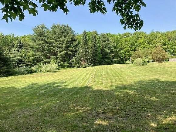 110 Acres of Land for Sale in Nottingham, New Hampshire