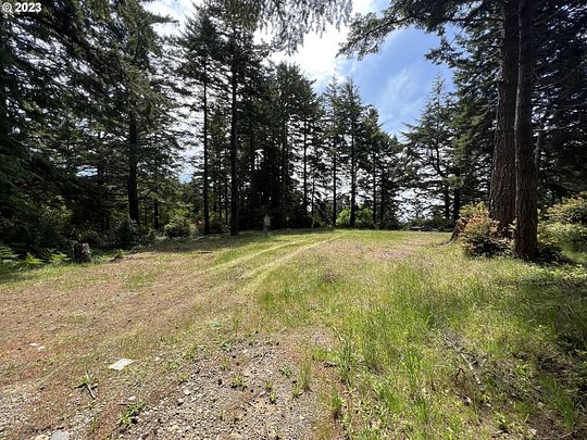 1.3 Acres of Residential Land for Sale in Port Orford, Oregon