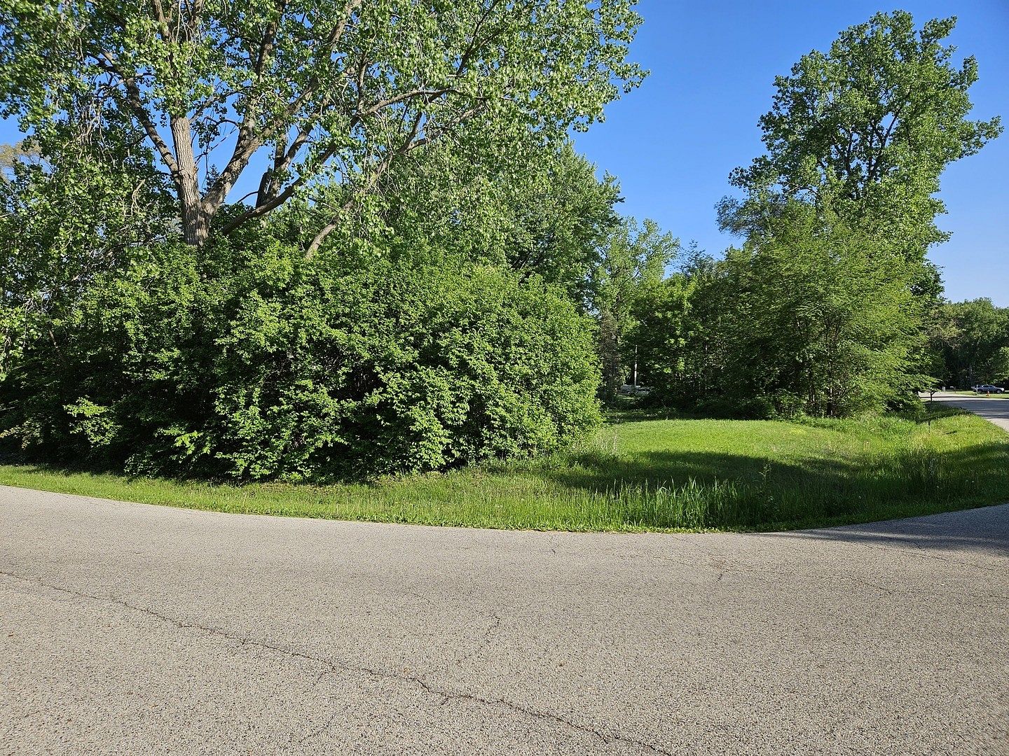 0.34 Acres of Residential Land for Sale in McHenry, Illinois