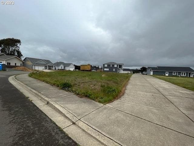 0.16 Acres of Residential Land for Sale in Bandon, Oregon