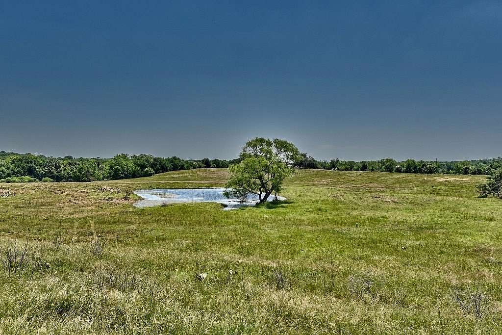 99.1 Acres of Land for Sale in La Grange, Texas