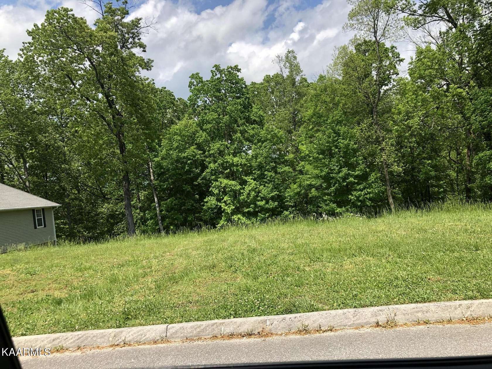 0.37 Acres of Residential Land for Sale in Jacksboro, Tennessee