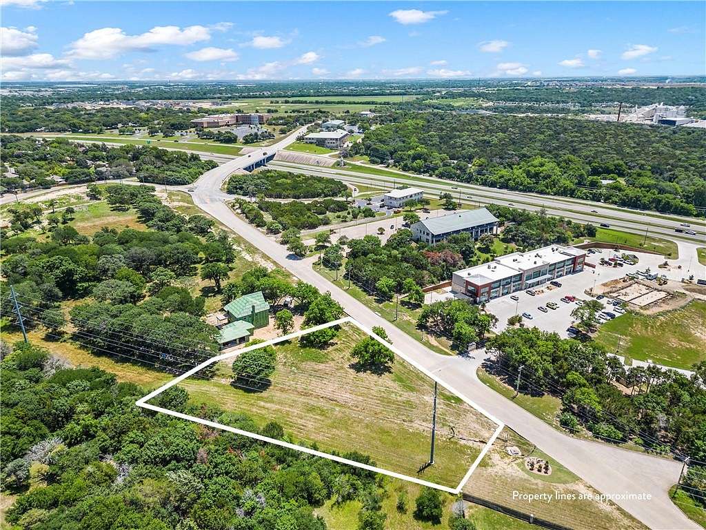 1.2 Acres of Residential Land for Sale in Woodway, Texas