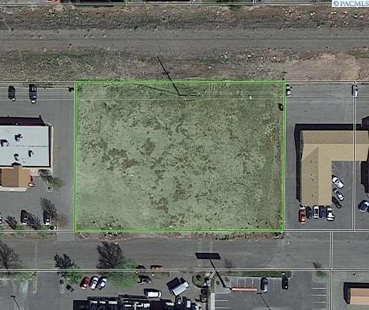 1.16 Acres of Commercial Land for Sale in Kennewick, Washington